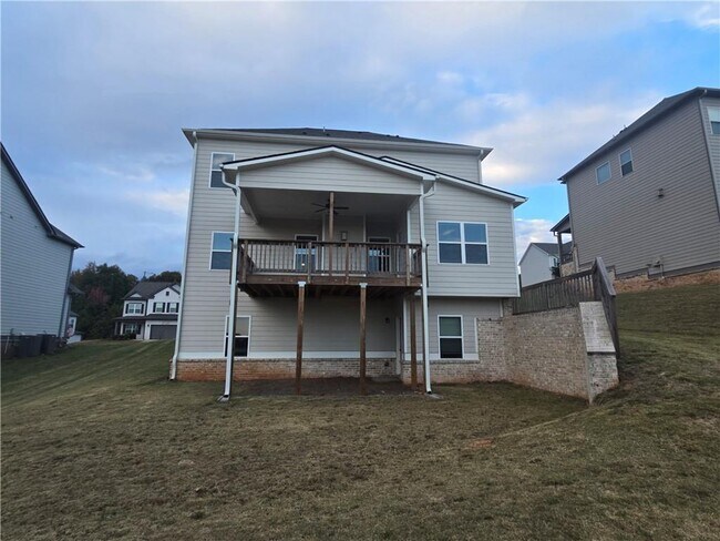 Building Photo - 5171 Woodland Rd