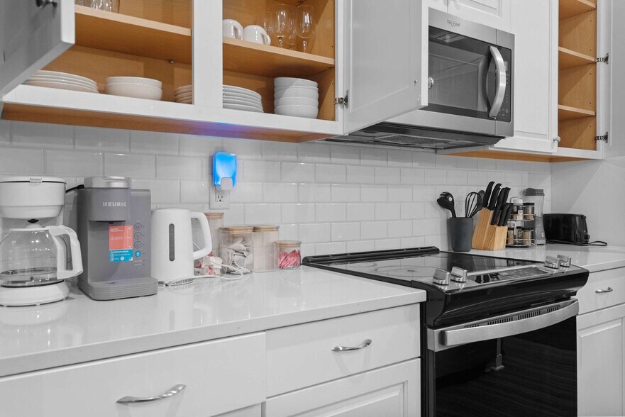 Building Photo - 1442 Hamilton St