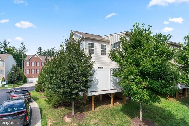 Building Photo - 6704 Saw Mill Ct