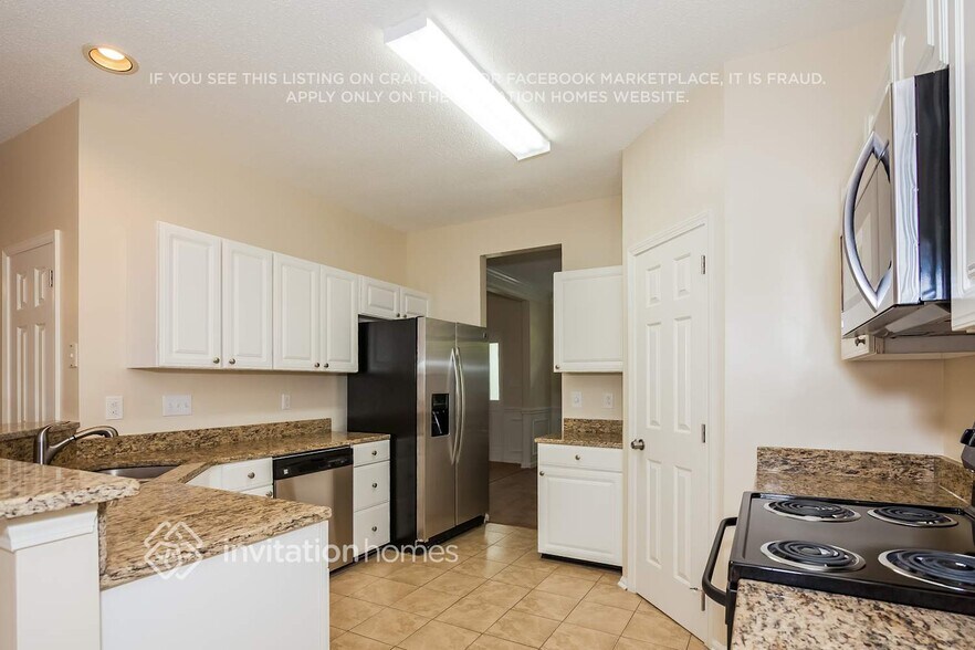 Building Photo - 8728 Oakham St
