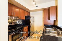 Building Photo - Beautiful two (2) bedrooms and two (2) bat...