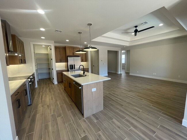 Building Photo - PET FRIENDLY!!! 4 Bedroom Home next to SAND HOLLOW STATE PARK!!