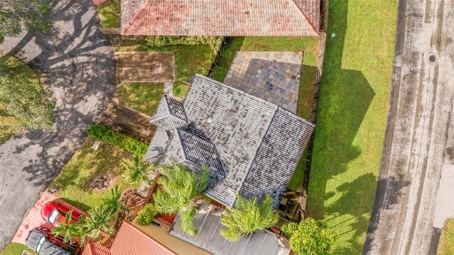 Building Photo - 11335 SW 74th Ln