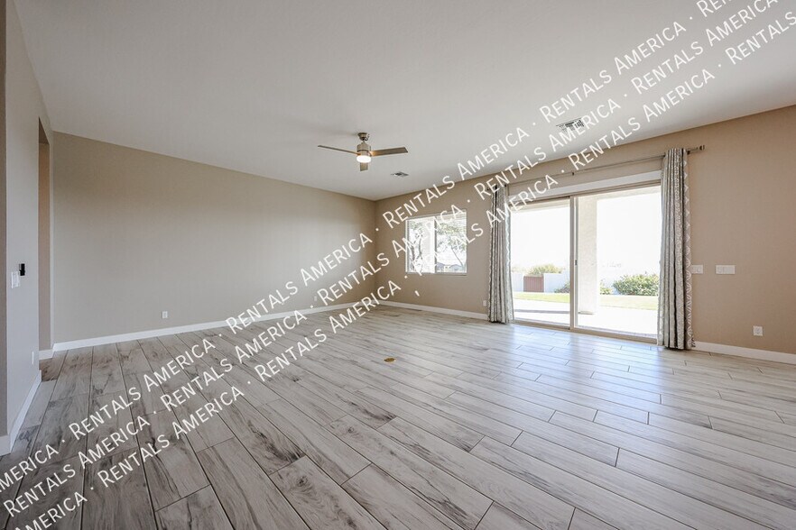 Building Photo - 31121 N 136th Wy