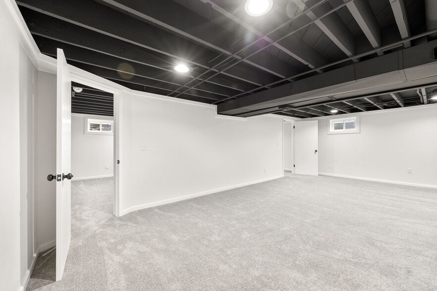 Building Photo - 709 SW 7 St