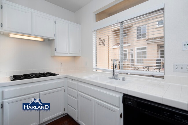 Building Photo - 7110 Calabria Ct