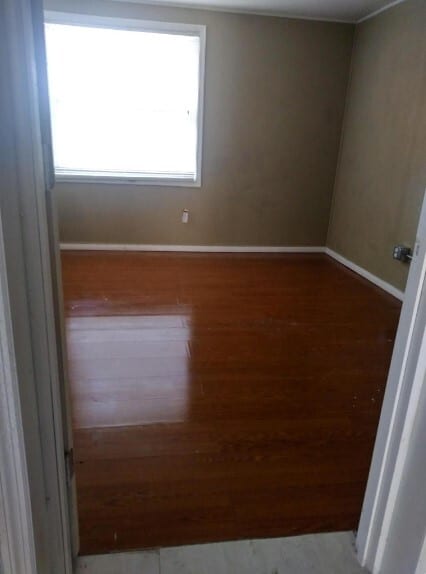 Building Photo - 1935 W Walnut St