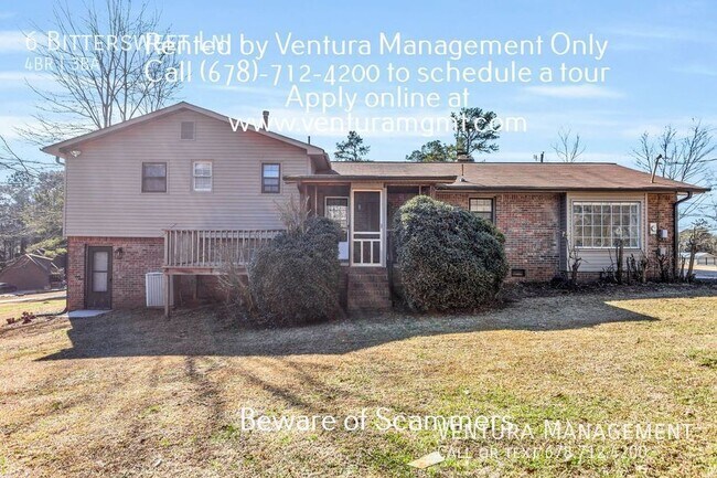 Building Photo - Spacious 4BD/ 3BA Home in downtown Newnan,...