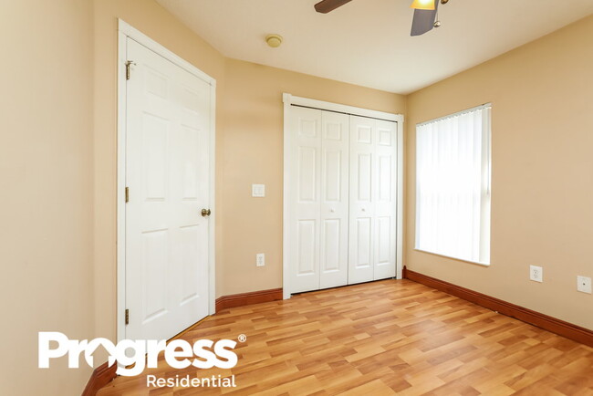 Building Photo - 2041 Colonial Woods Blvd