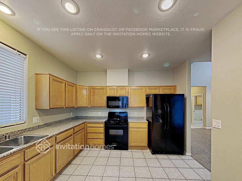 Building Photo - 8928 Little Horse Ave