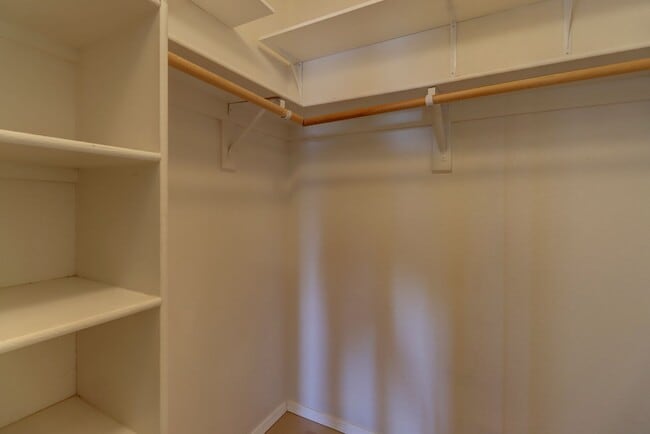 Building Photo - 2 bed 2 bath Condo in Montana Terraces