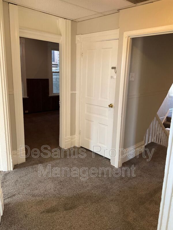 Building Photo - 508 Chestnut St