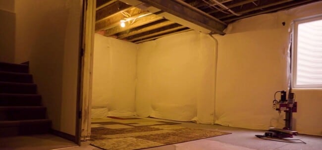 Building Photo - Spacious 3 bed, 2 Bath Wellington Home!