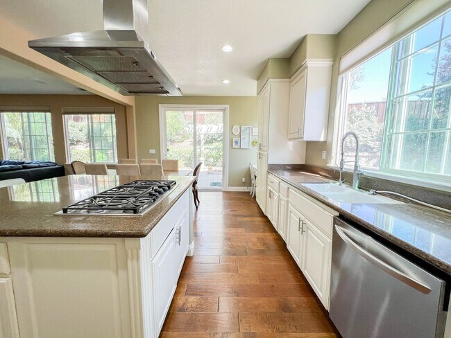 Building Photo - Spacious San Ramon Windemere Home.