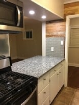 Building Photo - 312 Jagoe St