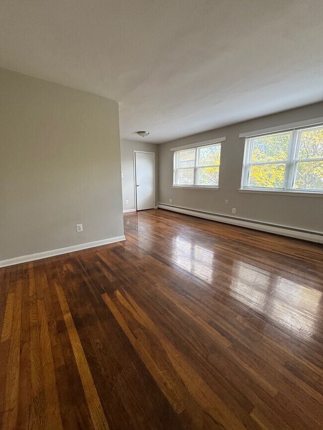 Primary Photo - 4811 Minnesota Ave NE