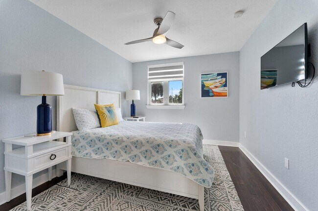 Building Photo - 57 Isle of Venice Dr