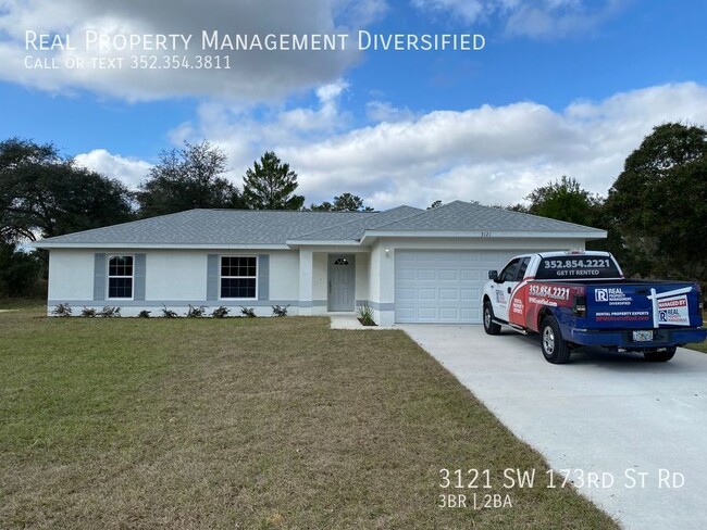 Primary Photo - Desirable SW Ocala Neighborhood 3/2/2 **WO...