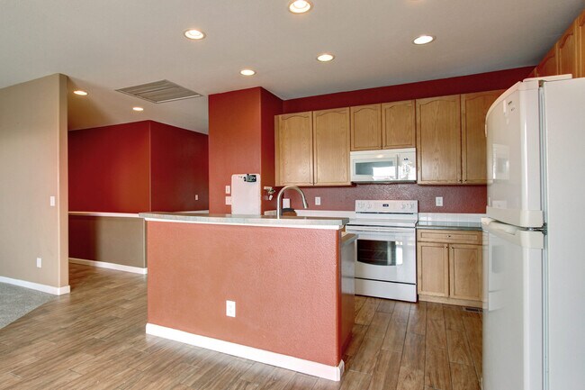 Building Photo - The Meadows of Castle Rock Ranch home w/finished basement & Mountain Views.
