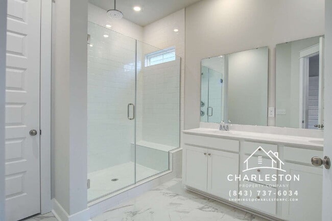 Building Photo - 412 Parish Farms Dr