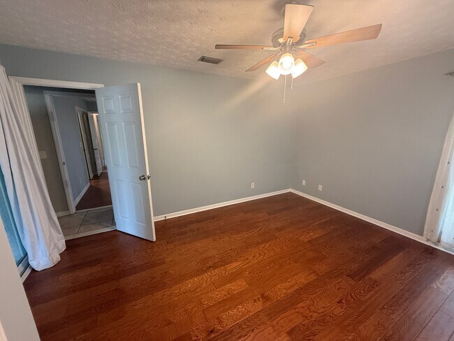 Building Photo - 2374 Stafford Dr