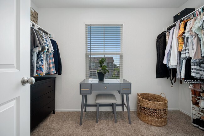 Building Photo - 7317 Sparkling Light Dr