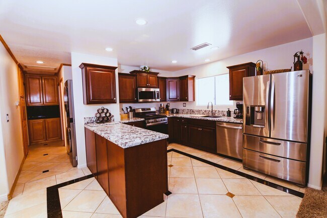 Building Photo - 27932 Calypso Ln