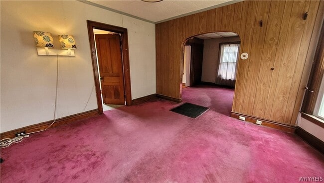Building Photo - 325 Box Ave (Lower) Avenue Unit