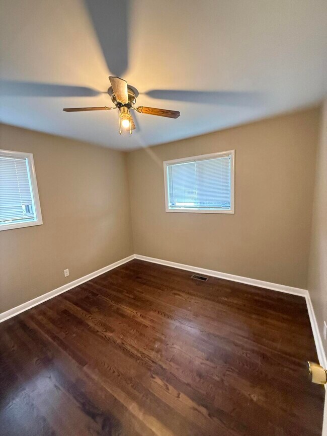 Building Photo - 2017 St Teresa Dr