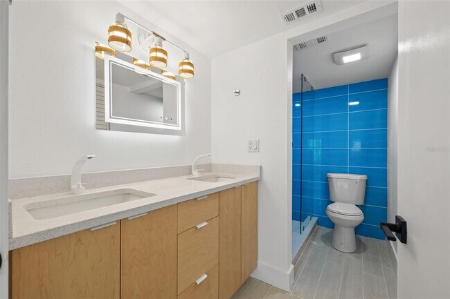 Building Photo - 301 87th Ave