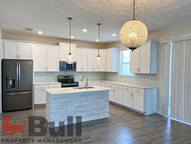 Building Photo - 10881 Longleaf Woods Dr