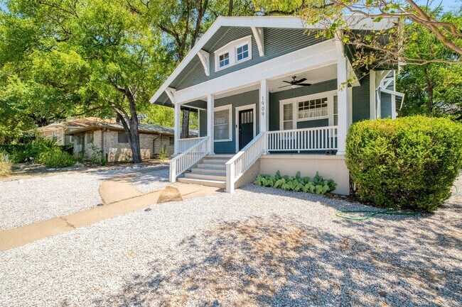 Building Photo - Top of the line remodeled 5 BED in the har...