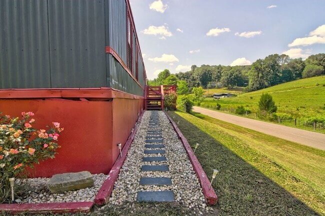 Building Photo - 4444 Morning Star Cir