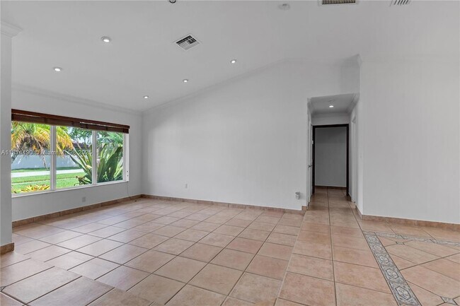 Building Photo - 11728 SW 97th St