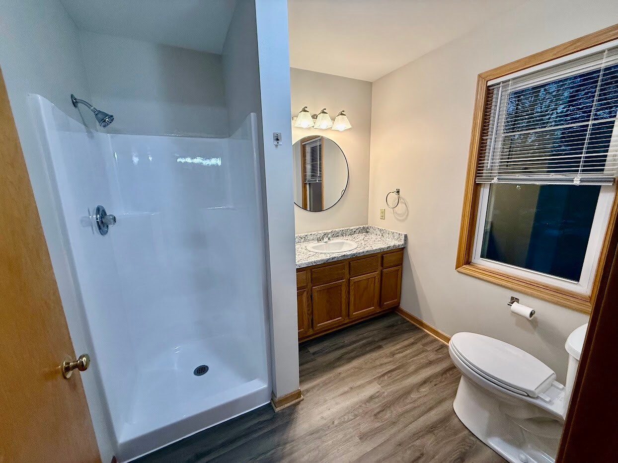 Master Bath3 - 2042 Cliff Alex Ct S