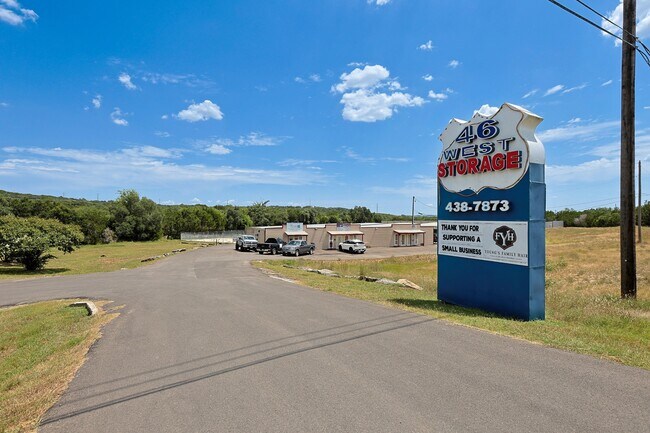 Building Photo - 23063 Texas 46STE 2-3
