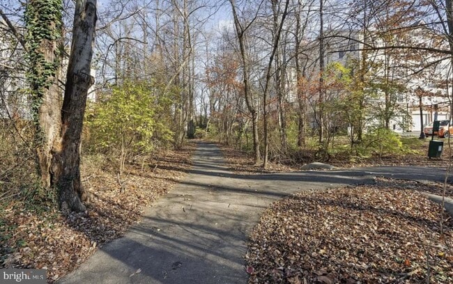 Building Photo - 4151 Castlecary Ln