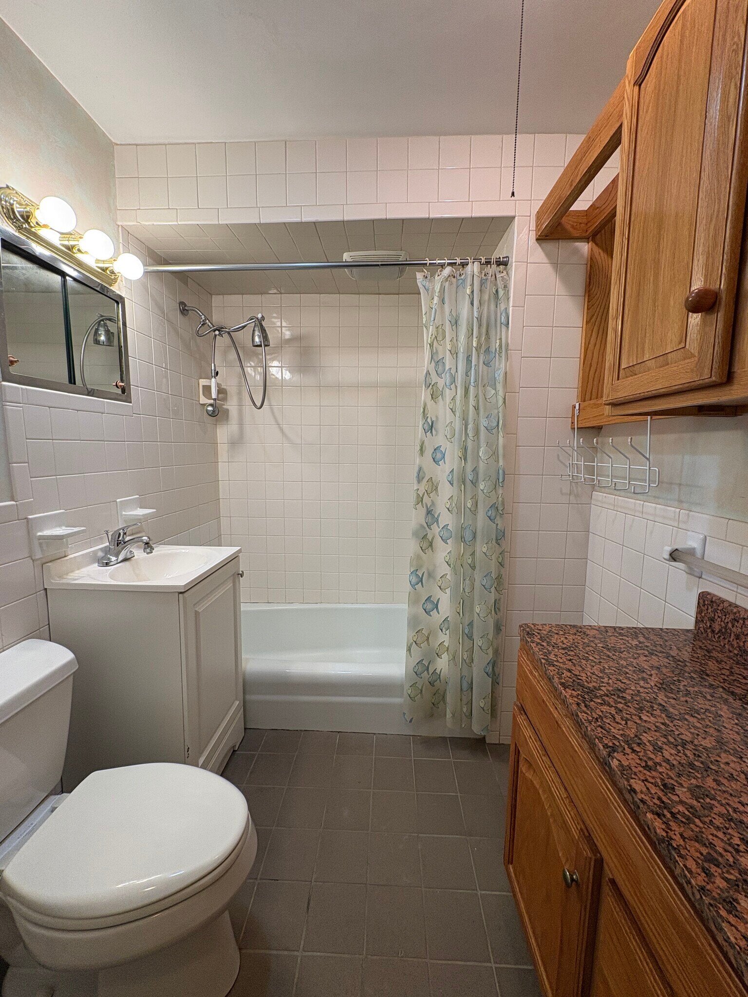 Building Photo - 26 Saint James St