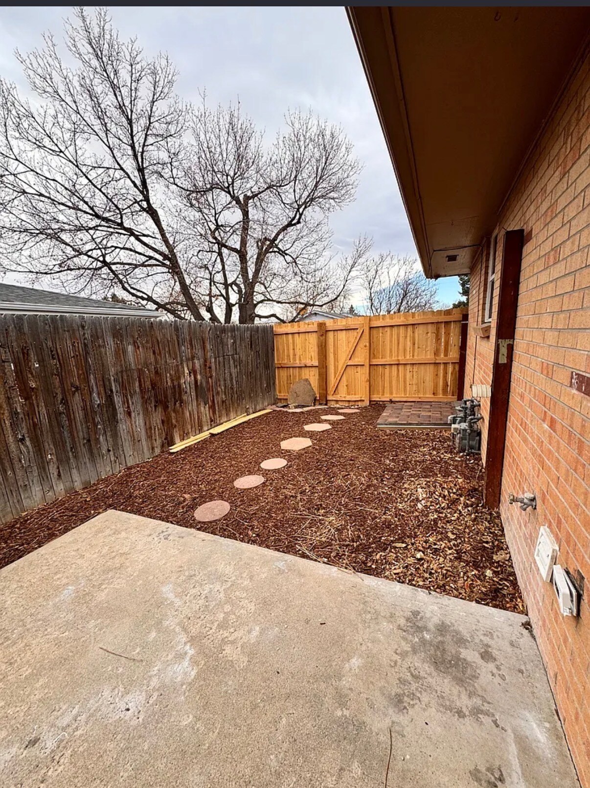 Building Photo - 10211 W 59th Pl