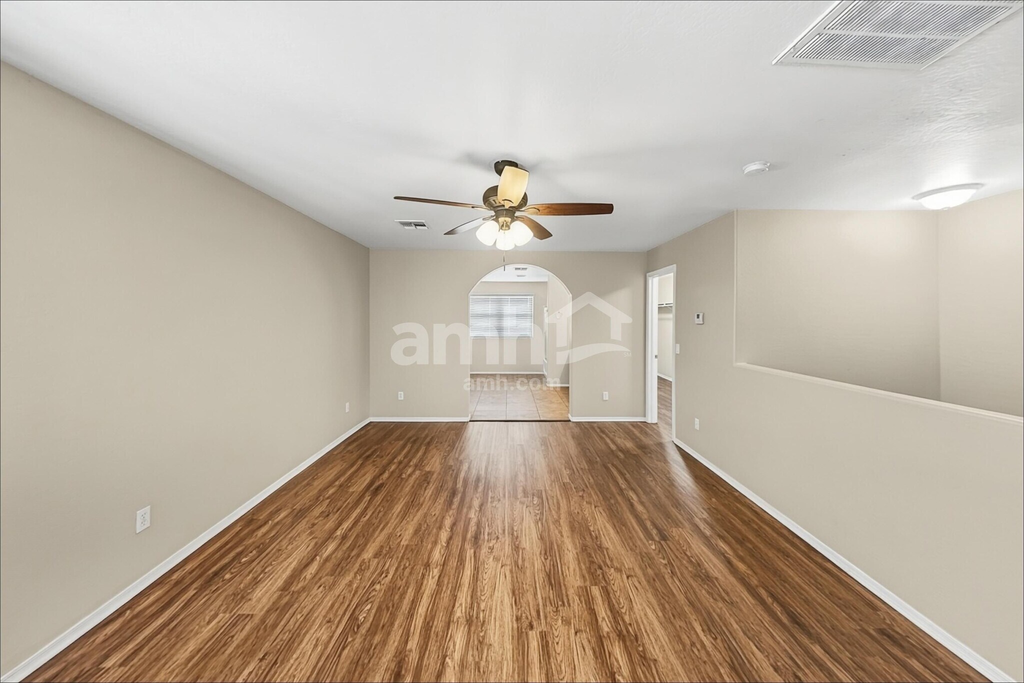 Building Photo - 894 S Annie Ln