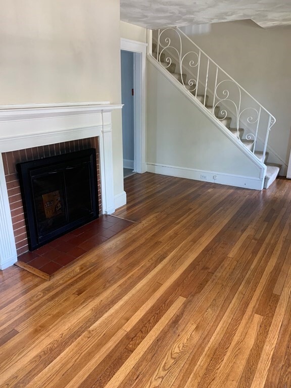 Building Photo - 4 Martin St