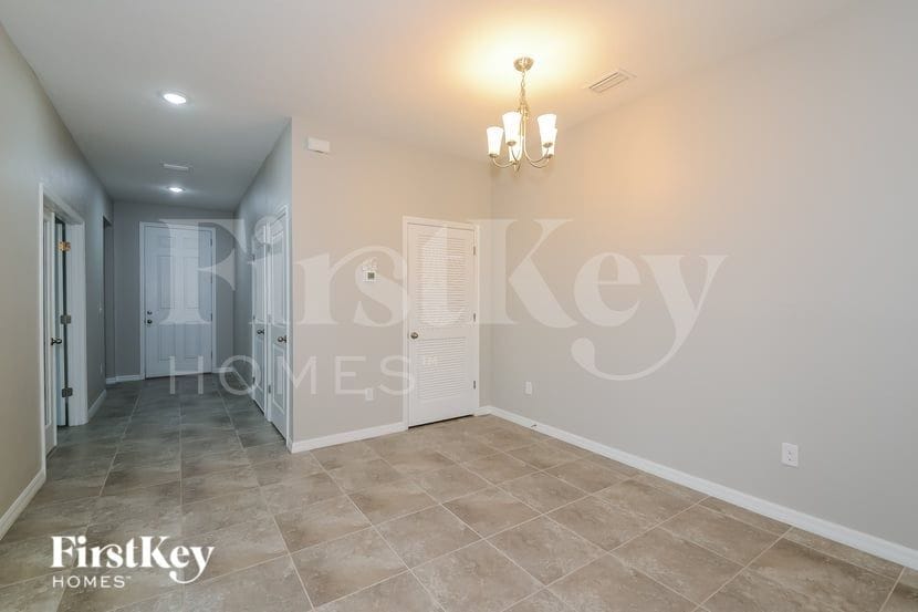 Building Photo - 6518 Devesta Lp