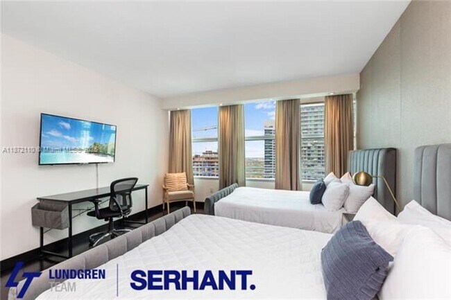 Building Photo - 1395 Brickell Ave