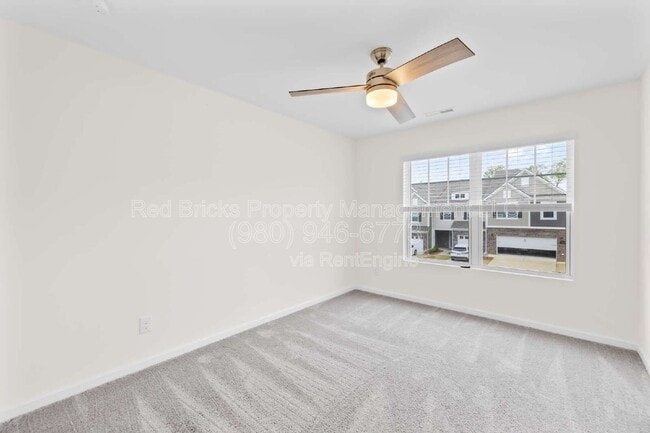 Building Photo - 7145 Bentz St
