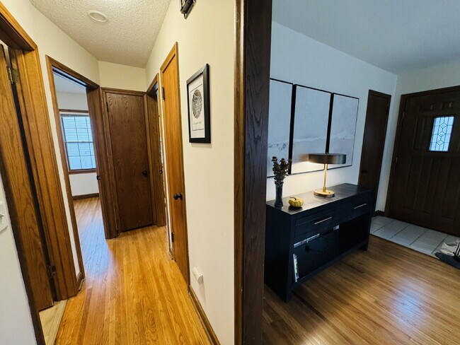 Building Photo - 6012 Logan Ave S