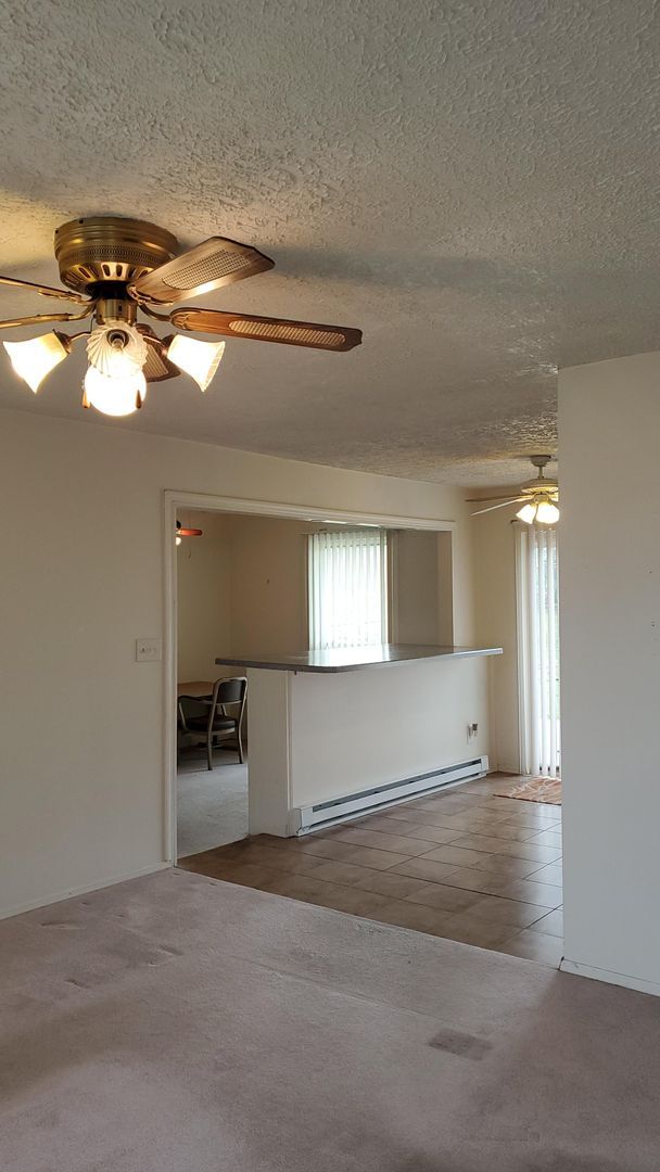 Building Photo - Great 3 bed 1 bath quiet Xenia location cl...