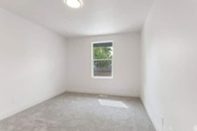 Building Photo - 2085 N 900 W