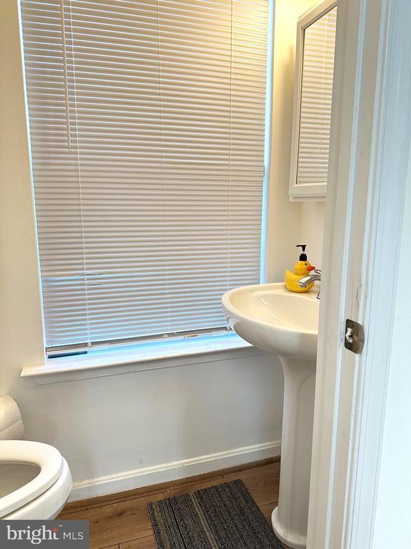 Building Photo - 20408 River Bank St