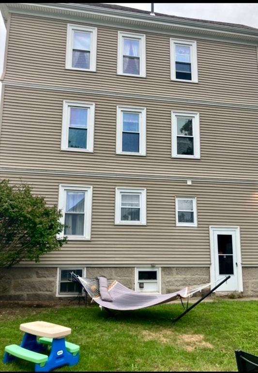 Building Photo - 54 Maitland St