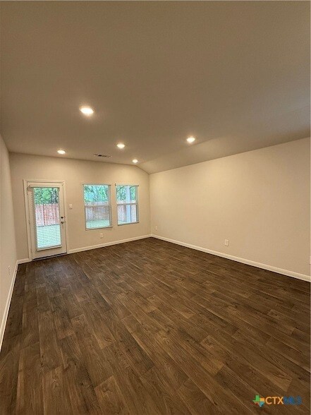 Building Photo - 210 Addison Pl